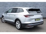 Skoda Enyaq iV 60 | Trekhaak | Achteruitrijcamera | Parkeersensoren | Keyless Entry | Privacy Glas | Sport Plus Pakket | Navigatie | Apple Carplay | Android Auto | Cruise Control | Climate Control