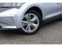 Skoda Enyaq iV 60 | Trekhaak | Achteruitrijcamera | Parkeersensoren | Keyless Entry | Privacy Glas | Sport Plus Pakket | Navigatie | Apple Carplay | Android Auto | Cruise Control | Climate Control