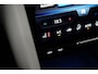 Ford Capri Premium Standard Range RWD 52 kWh | Achteruitrijcamera | Draadloze telefoonlader | LED achterlichten