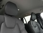 Volvo V60 T6 Recharge AWD Inscription PHEV 340pk Dealer O.H | Trekhaak Af Fabriek | Camera | Harman / Kardon | Lederen Sportstoelen Verwarmd | Cruise Control | Apple Carplay | Stuurverwarming | Keyless | Virtual | Navigatie | DAB | 18"L.M |