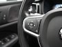 Volvo V60 T6 Recharge AWD Inscription PHEV 340pk Dealer O.H | Trekhaak Af Fabriek | Camera | Harman / Kardon | Lederen Sportstoelen Verwarmd | Cruise Control | Apple Carplay | Stuurverwarming | Keyless | Virtual | Navigatie | DAB | 18"L.M |