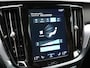 Volvo V60 T6 Recharge AWD Inscription PHEV 340pk Dealer O.H | Trekhaak Af Fabriek | Camera | Harman / Kardon | Lederen Sportstoelen Verwarmd | Cruise Control | Apple Carplay | Stuurverwarming | Keyless | Virtual | Navigatie | DAB | 18"L.M |