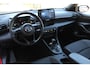 Toyota Yaris 1.5 Hybrid Executive Bi-tone | Rijklaar | Blind Spot | Stoel-/stuurverw. | Sensoren v+a | Apple/Android | Half-leder | Dealer onderhouden