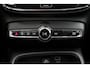 Volvo XC40 1.5 T3 Inscription LederenBekleding | LED Koplampen |Verwarmde Voorstoelen | Navigatiesysteem full map + hard disk | Rijstrooksensor Met Correctie | File Assistent | Achteruitrij Assistent| Dodehoekdetectie Met Correctie |