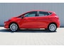 Ford Fiesta 1.0 EcoBoost Titanium | Incl. 12 maanden garantie | Cruise control | Climate control | Parkeersensoren v+a | Achteruitrijcamera | Stuur / Stoelverwarming | 100% onderhouden | Regensensor | Ford Sync | mistlampen voor | Voorruitverwarming |