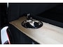 Volkswagen Transporter Camper Wolfsburg Edition Dealer onderhouden/Achteruitrijcamera/Hefdak/20 inch licht metaal/Cruise control/Bear lock/Airco