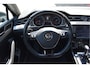 Volkswagen Passat Variant 1.8 TSI Highline DSG 180pk, Trekhaak, Adaptive cruise, Comfortstoelen, Massage, Carplay