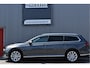 Volkswagen Passat Variant 1.8 TSI Highline DSG 180pk, Trekhaak, Adaptive cruise, Comfortstoelen, Massage, Carplay