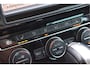 Volkswagen Passat Variant 1.8 TSI Highline DSG 180pk, Trekhaak, Adaptive cruise, Comfortstoelen, Massage, Carplay