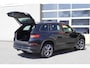 Skoda Kodiaq 1.5 TSI 150PK! Automaat Sportline Business BJ2022 Lmv | Led V+A | Pdc | Keyless | Elek. trekhaak | Elek. achterklep | Achteruitrijcamera | App-Connect | Navi | Virtual cockpit | Dashboard verlichting | Elek. Be stoel+Mem | Verwarmde voorstoelen | Nw-model