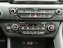 Kia Niro Hybrid 1.6 GDi BusinessLine | Achteruitrijcamera | Climate Control | Lichtmetalen Velgen | Lederen Bekleding |