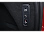 Volvo XC90 T8 Recharge AWD Ultimate Dark - Luchtvering - Panoramisch schuif-/kanteldak - Head up display - IntelliSafe Assist & Surround - Getint glas - verwarmbaar stuurwiel - 360º camera - Parkeersensoren voor & achter - Voorstoelen en buitenste zitplaatsen 2e zitrij verwarmbaar - Trekhaak - DAB - Keyless - Apple® CarPlay - Android Auto - 19' LMV