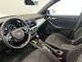 Skoda Kamiq 1.0 TSI DSG Clever Panoramadak Trekhaak Navigatie Apple Carplay Android Auto Camera Parkeerhulp Cruise Control Stoelverwarming Climate Control Lichtmetalen velgen