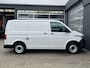 Volkswagen Transporter 2.0 TDI L1H1 Sortimo Kastinrichting Airco Cruise controle Telefoonverbinding 2-Persoons Apple carplay Euro 6 Dealer onderhouden