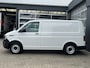 Volkswagen Transporter 2.0 TDI L1H1 Sortimo Kastinrichting Airco Cruise controle Telefoonverbinding 2-Persoons Apple carplay Euro 6 Dealer onderhouden