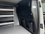 Volkswagen Transporter 2.0 TDI L1H1 Sortimo Kastinrichting Airco Cruise controle Telefoonverbinding 2-Persoons Apple carplay Euro 6 Dealer onderhouden