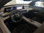 Peugeot E-3008 GT Avantage 210 73 kWh VOORRAAD ACTIE | 8 JAAR GARANTIE | | Achterstoelen verwarmd | Achteruitrijcamera | Cruise control adaptief met Stop&Go