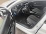 Peugeot e-208 Allure 136pk - 50 kWh - SOH 90,7 % *EXCL. BTW*
