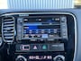 Mitsubishi Outlander 2.0 PHEV ( EXPORT ) Motorstoring ) Hybrid Airco Cruise controle Trekhaak 1500kg trekgewicht Leder Achterruitrijcamera Parkeersensoren voor en achter Telefoonverbinding Navigatiesysteem Oplaadkabel Stu