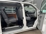 Volkswagen Transporter Kombi 2.0 TDI DSG Automaat L1H1 BTW en BPM vrij Airco Cruise control Trekhaak PDC 1e eigenaar Euro 5 Combi Personenbus Passenger Groepsvervoer Taxi
