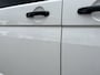 Volkswagen Transporter Kombi 2.0 TDI DSG Automaat L1H1 BTW en BPM vrij Airco Cruise control Trekhaak PDC 1e eigenaar Euro 5 Combi Personenbus Passenger Groepsvervoer Taxi