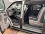 Volkswagen Transporter T6.1 2.0 TDI L2H1 200 pk DC 4 Motion Highline Bulli 2x elektrische schuifdeuren en achterklep 4x4 Leder Two-tone kleur Airco Cruise controle Trekhaak 2500kg Dealer onderhouden Vol!! Dubbele cabine 4WD BPM VRIJ
