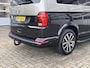 Volkswagen Transporter T6.1 2.0 TDI L2H1 200 pk DC 4 Motion Highline Bulli 2x elektrische schuifdeuren en achterklep 4x4 Leder Two-tone kleur Airco Cruise controle Trekhaak 2500kg Dealer onderhouden Vol!! Dubbele cabine 4WD BPM VRIJ