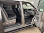 Volkswagen Transporter T6.1 2.0 TDI L2H1 200 pk DC 4 Motion Highline Bulli 2x elektrische schuifdeuren en achterklep 4x4 Leder Two-tone kleur Airco Cruise controle Trekhaak 2500kg Dealer onderhouden Vol!! Dubbele cabine 4WD BPM VRIJ