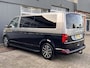 Volkswagen Transporter T6.1 2.0 TDI L2H1 200 pk DC 4 Motion Highline Bulli 2x elektrische schuifdeuren en achterklep 4x4 Leder Two-tone kleur Airco Cruise controle Trekhaak 2500kg Dealer onderhouden Vol!! Dubbele cabine 4WD BPM VRIJ