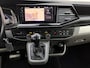 Volkswagen Transporter T6.1 2.0 TDI L2H1 200 pk DC 4 Motion Highline Bulli 2x elektrische schuifdeuren en achterklep 4x4 Leder Two-tone kleur Airco Cruise controle Trekhaak 2500kg Dealer onderhouden Vol!! Dubbele cabine 4WD BPM VRIJ