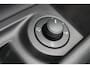 Skoda Enyaq iV 60 / Navigatie / LED / Parkeersensoren / LM 19 inch / Leder-/stof bekleding / APP