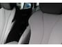 Skoda Enyaq iV 60 / Navigatie / LED / Parkeersensoren / LM 19 inch / Leder-/stof bekleding / APP