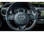 Toyota Yaris 1.3 VVT-i Dynamic Bi-Tone | Pano | LM Velgen