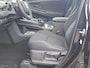 Toyota C-HR / C-HR+ First Edition 77 kWh NIEUW DIRECT LEVERBAAR! STOEL/STUURVERW 20'' LM-VELGEN BLIND SPOT EL-ACHTERKLEP WARMTEPOMP NAVI PARK-SENSOREN CAMERA CLIMA APPLE/ANDROID