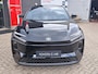 Toyota C-HR / C-HR+ First Edition 77 kWh NIEUW DIRECT LEVERBAAR! STOEL/STUURVERW 20'' LM-VELGEN BLIND SPOT EL-ACHTERKLEP WARMTEPOMP NAVI PARK-SENSOREN CAMERA CLIMA APPLE/ANDROID