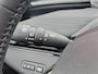 Toyota C-HR / C-HR+ First Edition 77 kWh NIEUW DIRECT LEVERBAAR! STOEL/STUURVERW 20'' LM-VELGEN BLIND SPOT EL-ACHTERKLEP WARMTEPOMP NAVI PARK-SENSOREN CAMERA CLIMA APPLE/ANDROID