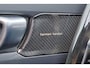 Volvo XC40 T5 Recharge R-Design Schuifdak - Verwarmbare voorstoelen - Verwarmbaar stuur - Intellisafe Assist - Intellisafe Surround - 360 Camera - Getint glas - Parkeersensoren v/a - Semi elektrisch wegklapbare trekhaak - Harman Kardon Audio - 19'' LMV