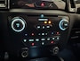 Ford Ranger 2.0 EcoBlue Wildtrak Supercab met o.a. een Achteruitrijcamera, Parkeersensoren voor en achter, Adaptieve Cruise Control en een Trekhaak