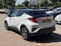 Toyota C-HR / C-HR+ 1.8 Hybrid Bi-Tone AFNEEMBARE TREKHAAK | DODE HOEK DETECTIE | FULL LED PAKKET | LEDER | CAMERA | NAVAIGATIE | STOEL VERWARMING | AIRCO/ ECC | CRUISECONTROL | PARKEERSENSOREN | LANE ASSISTENT | DAB | KEY LESS ENTRY/GO |