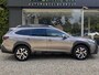 Subaru Outback 2.5i Premium | Navigatie | Stuurwielverwarming | Stoelverwarming voor + achter | Cruise control adaptief | Schuif/kantel dak | Harman/Kardon Geluidsinstallatie |