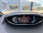 Peugeot 3008 1.6 HYbrid 180 PK Allure Pack Business | Automaat | Plug-In Hybride tot 50 KM Elektrisch | Navigatie | LED Verlichting | Climate Control | Dode Hoek Detectie | Adaptieve Cruise Control | Camera | Parkeersensoren V+A | 19" Lichtmetalen Velgen GT Look | Hoge Zitpositie | Apple Carplay & Android Auto | Keyless Entry |