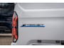 Ford E-Transit Cust. 320 L1H1 Trend 71 kWh | Achteruitrijcamera | Stoel- Stuurverwarming | Apple Carplay/Android Auto | Parkeersensoren | LED koplampen | Achteruitrijcamera | Airco (automatisch) | Apple Carplay/Android Auto|telefoonintegratie premium
