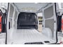 Ford E-Transit Cust. 320 L1H1 Trend 71 kWh | Achteruitrijcamera | Stoel- Stuurverwarming | Apple Carplay/Android Auto | Parkeersensoren | LED koplampen | Achteruitrijcamera | Airco (automatisch) | Apple Carplay/Android Auto|telefoonintegratie premium