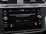 Volkswagen Tiguan 1.5 TSI Elegance 150pk DSG | Dealer onderhouden | Navigatie | Trekhaak | Camera | DCC | LED Matrix | Panoramadak | Cruise control | Elektrische achterklep |