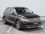 Volkswagen Tiguan 1.5 TSI Elegance 150pk DSG | Dealer onderhouden | Navigatie | Trekhaak | Camera | DCC | LED Matrix | Panoramadak | Cruise control | Elektrische achterklep |