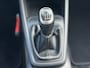 Kia Stonic 1.0 T-GDi MHEV DynamicLine 6-bak 112PK | Trekhaak | Luxe Stof | Glans Exterieur | Achteruitrijcamera + Sensor Achter | Airco | Adaptieve Cruise Control | Start/Stop | ESP | AEB | ASR | ABS | Rijstrook correctie | Bluetooth | LED | 15" LMV