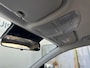 Kia Stonic 1.0 T-GDi MHEV DynamicLine 6-bak 112PK | Trekhaak | Luxe Stof | Glans Exterieur | Achteruitrijcamera + Sensor Achter | Airco | Adaptieve Cruise Control | Start/Stop | ESP | AEB | ASR | ABS | Rijstrook correctie | Bluetooth | LED | 15" LMV