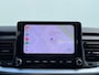 Kia Stonic 1.0 T-GDi MHEV DynamicLine 6-bak 112PK | Trekhaak | Luxe Stof | Glans Exterieur | Achteruitrijcamera + Sensor Achter | Airco | Adaptieve Cruise Control | Start/Stop | ESP | AEB | ASR | ABS | Rijstrook correctie | Bluetooth | LED | 15" LMV