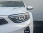 Kia Stonic 1.0 T-GDi MHEV DynamicLine 6-bak 112PK | Trekhaak | Luxe Stof | Glans Exterieur | Achteruitrijcamera + Sensor Achter | Airco | Adaptieve Cruise Control | Start/Stop | ESP | AEB | ASR | ABS | Rijstrook correctie | Bluetooth | LED | 15" LMV