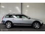 Volvo XC70 2.0 D4 FWD Momentum [ NAP 1e eig. leder trekhaak ]